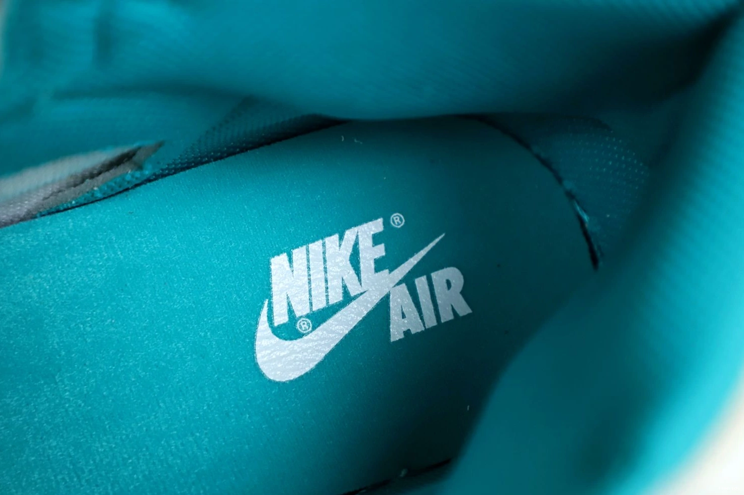 RETRO 1 HIGH GREEN' OG JORDAN 'TURBO AIR 0710